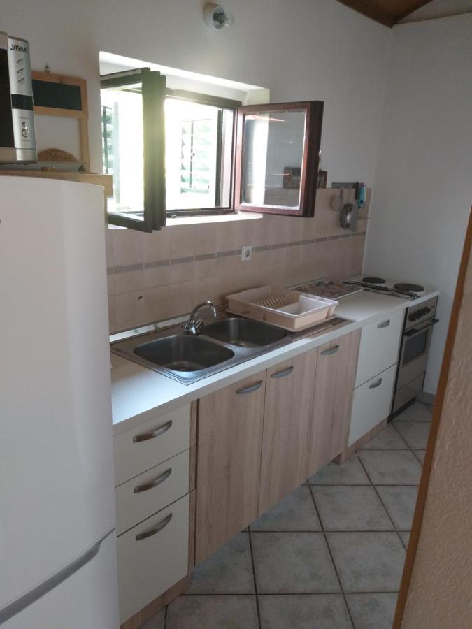 Direkt Na Moru - Bungalov Leilighet Šibenik Eksteriør bilde